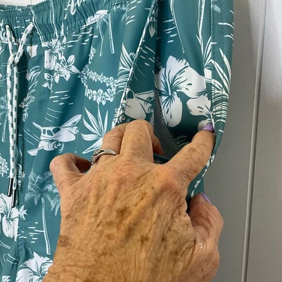 Brand New Goodfellow Men's Size 2XL XXL 5" Inseam Hawaiian Swim Trunks Shorts - Picture 6 of 13